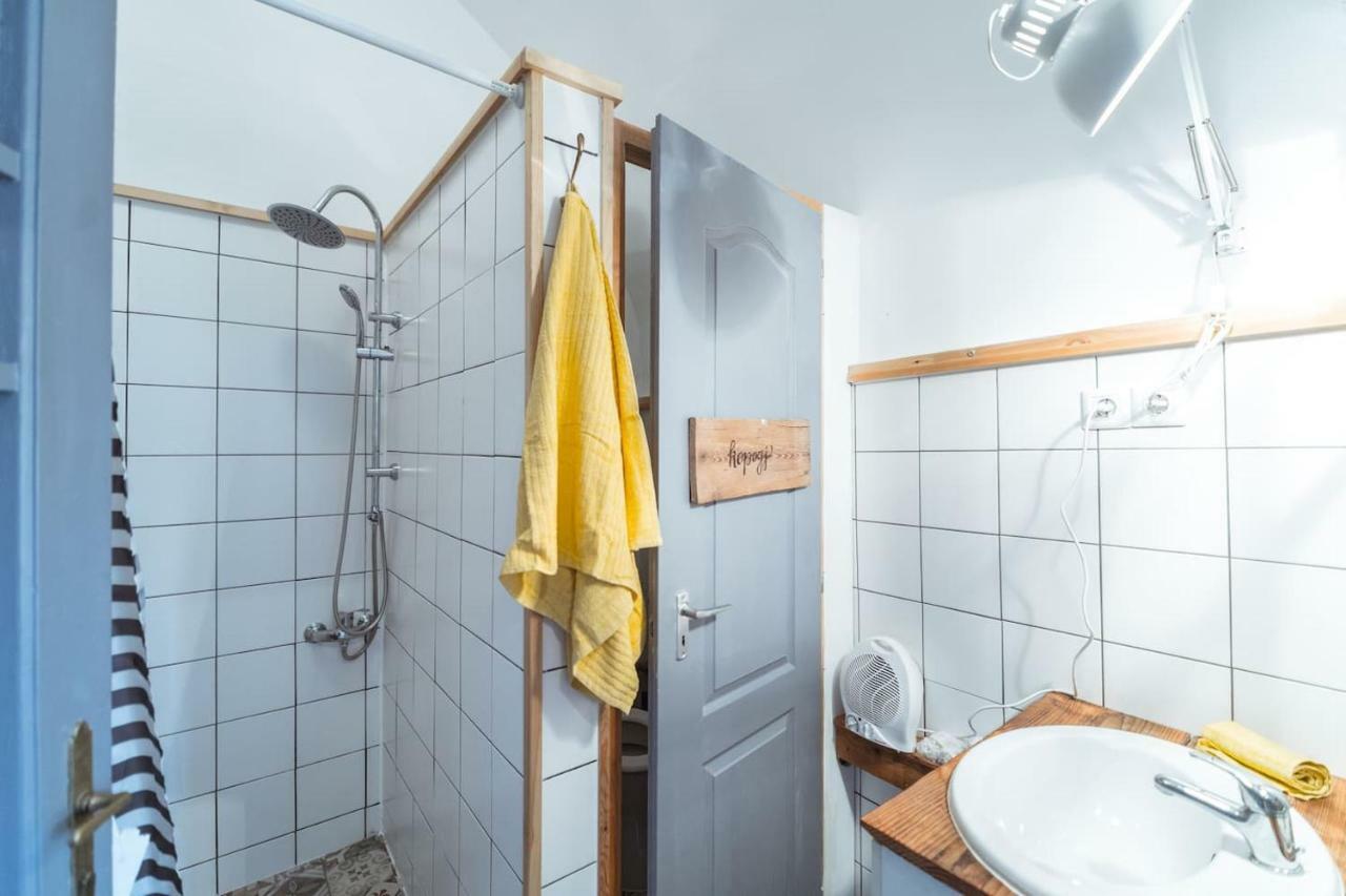 A Szoba Apartman Pecs Exterior photo